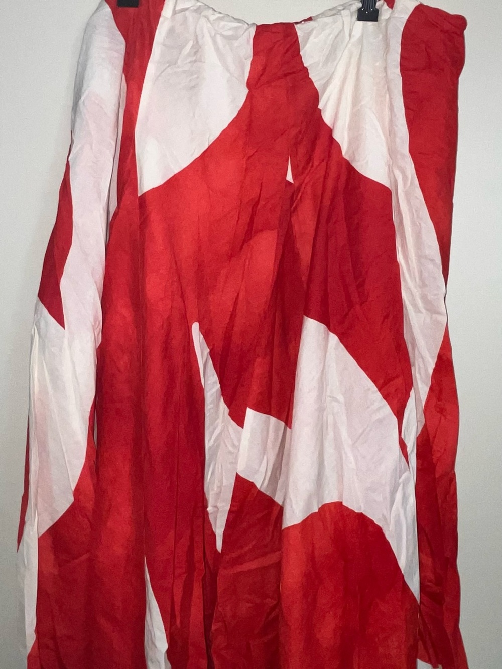 H&M White & Red Flowy Skirt